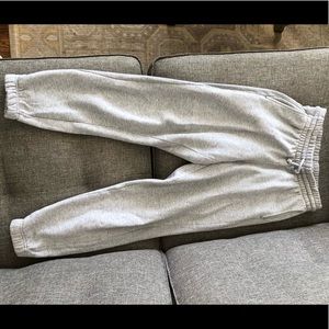 Aritzia “cozy fleece perfect sweatpant” size XS